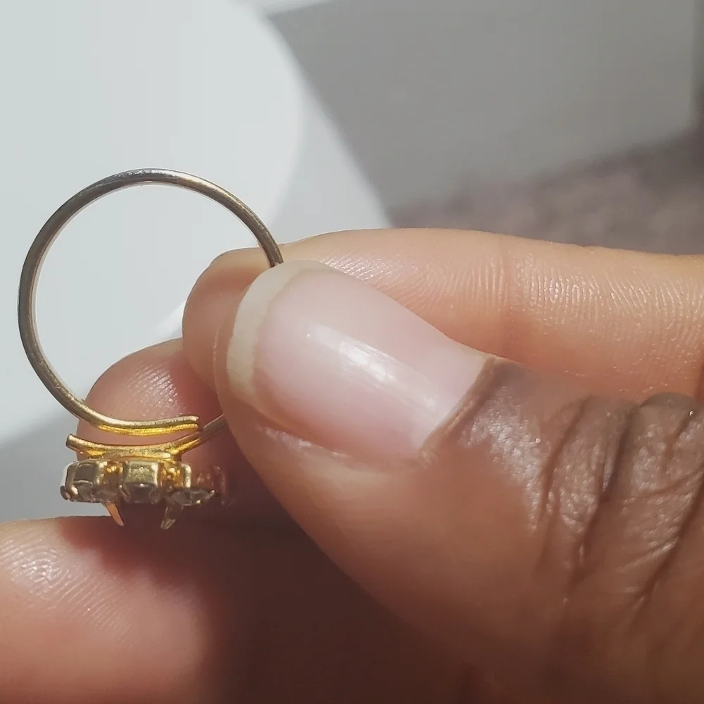 N/A gold tone